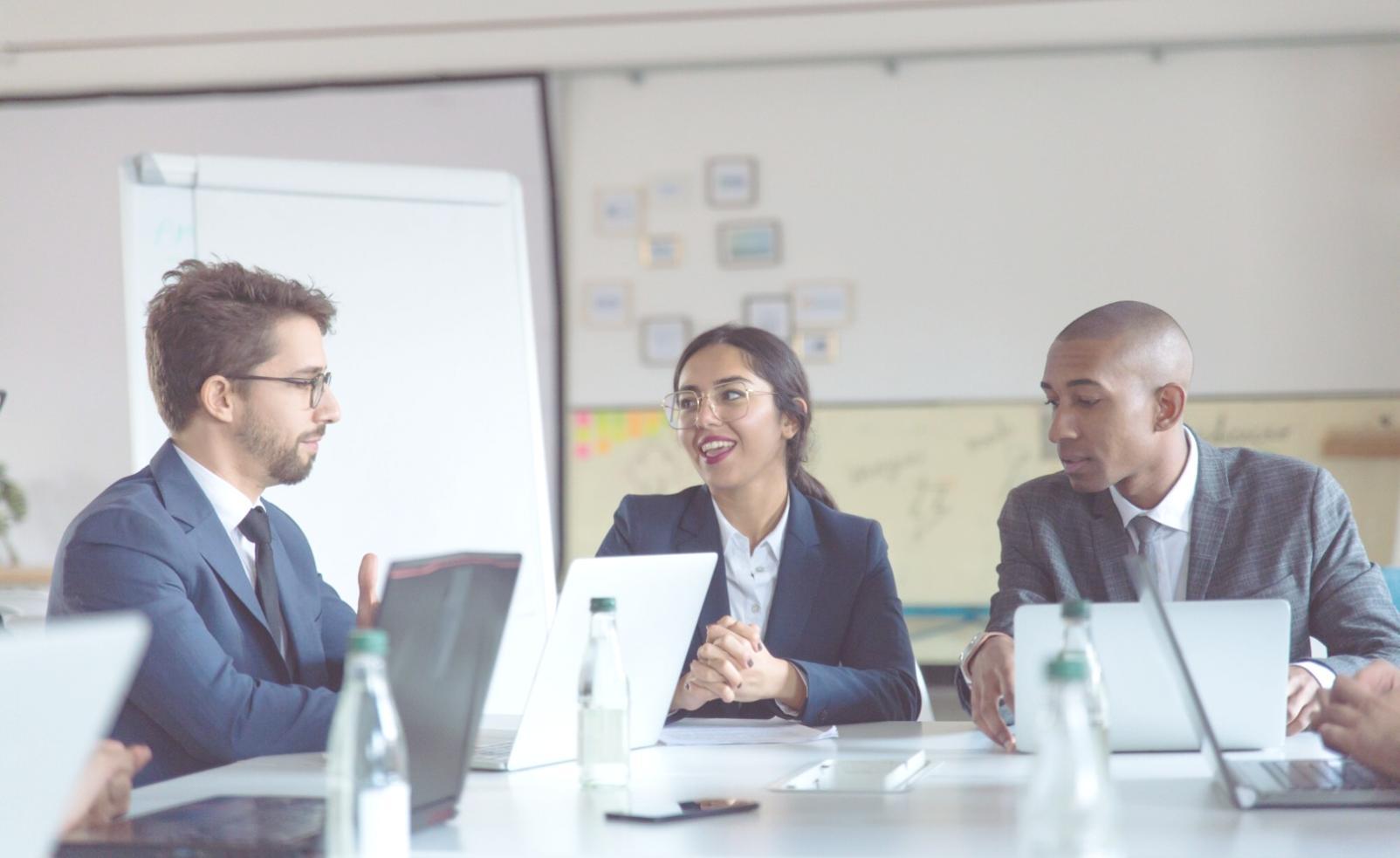 Relatórios de mercado personalizados